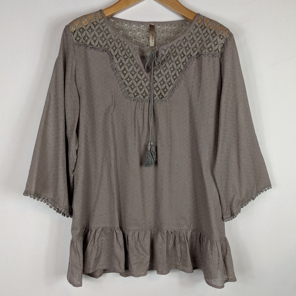 NWOT Entro | Peplum hem peasant blouse L